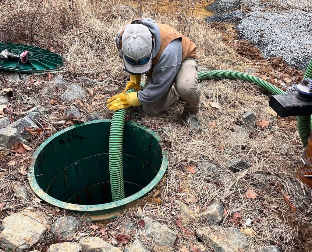 Septic Services in Manassas, VA 1 Septic tank pumping service in Manassas, VA by Freedom Plumbers